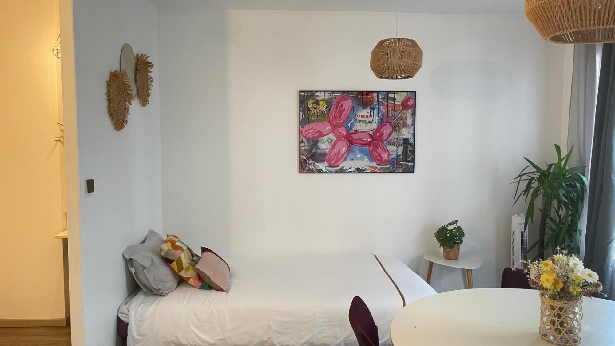Le Pinky Bird - Paris 19 Apartment Exterior photo